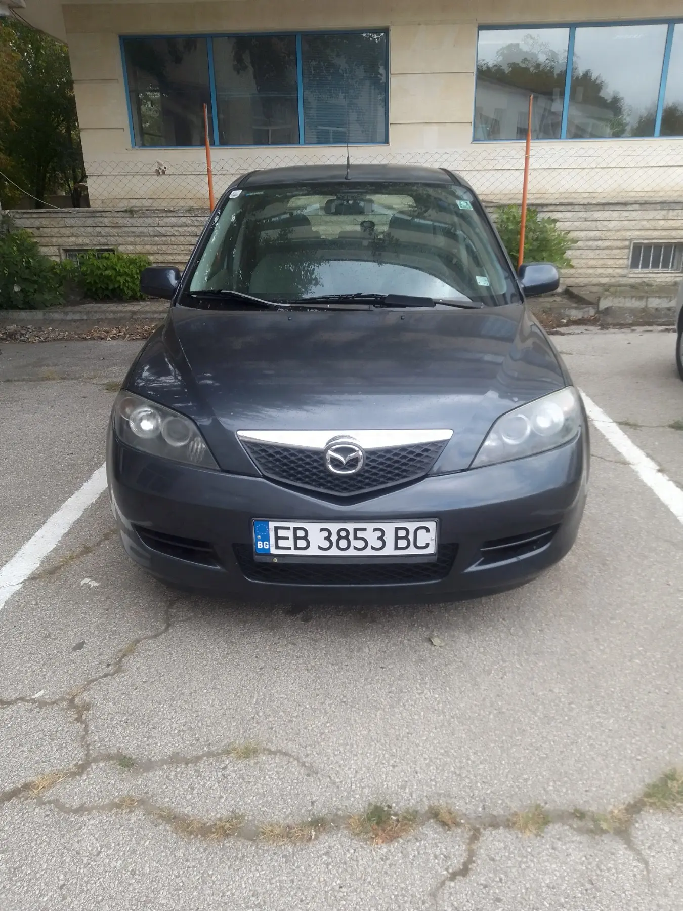 Mazda 2 под наем